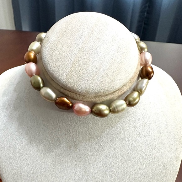 Honora Set of 3 Multicolor Freshwater Pearl Stretch Bracelets - Picture 5 of 9